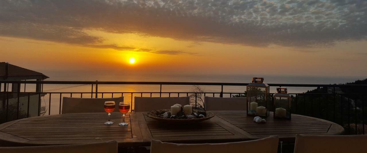 Horizon View Apartment Атанион Экстерьер фото